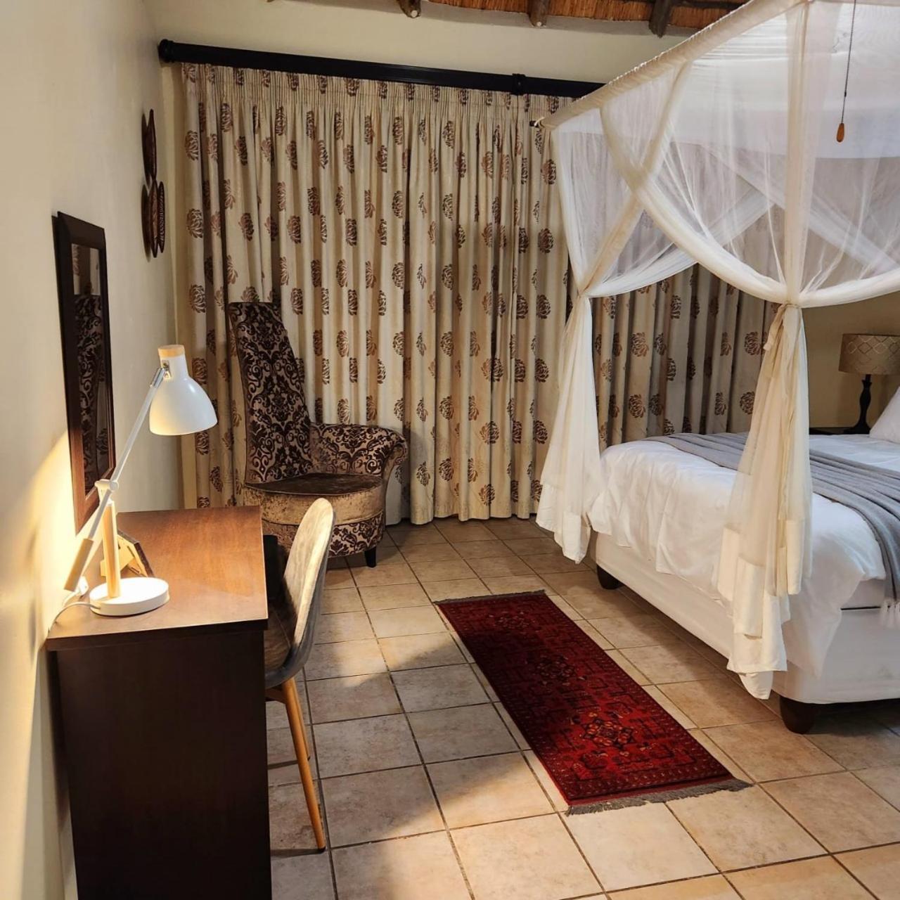 Orange Gecko Cottage Phalaborwa Exterior photo